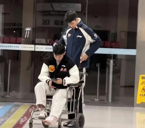 助绝杀詹眉,老鹰,分难敌湖人,一号娱乐官方入口,一号娱乐入口,一号娱乐共享联赛,一号娱乐官方网站