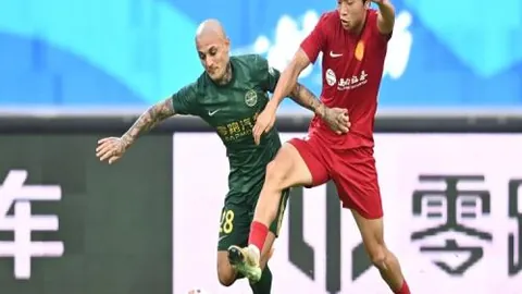 埃克塞特城主场对决莱顿东方，英甲专家质合分析期号推荐